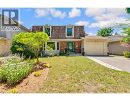 15 LEWIS Crescent, kitchener, Ontario