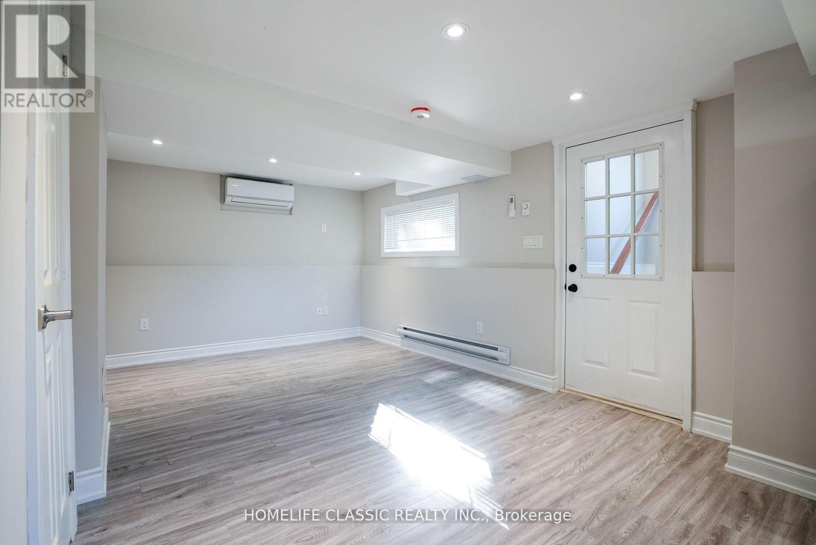 100 Chaucer Crescent, Barrie, Ontario L4N 4T7 - Photo 10 - S13566392