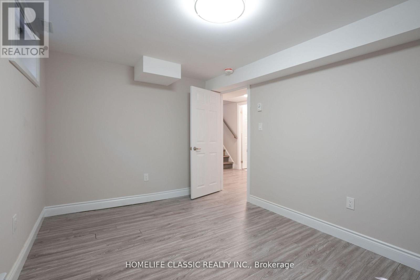 100 Chaucer Crescent, Barrie, Ontario L4N 4T7 - Photo 12 - S13566392