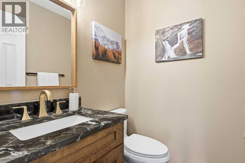 12 Edgeridge Green Nw, Calgary, Alberta  T3A 6A9 - Photo 20 - A2327402
