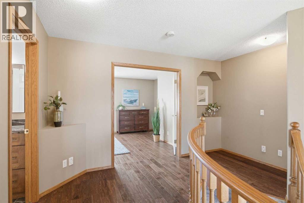 12 Edgeridge Green Nw, Calgary, Alberta  T3A 6A9 - Photo 25 - A2327402