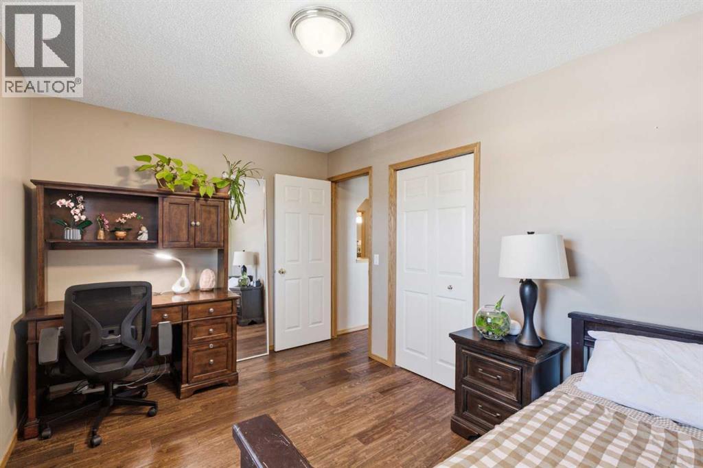 12 Edgeridge Green Nw, Calgary, Alberta  T3A 6A9 - Photo 34 - A2327402