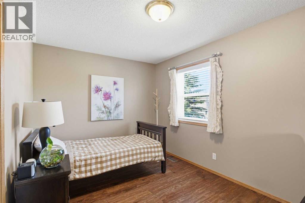 12 Edgeridge Green Nw, Calgary, Alberta  T3A 6A9 - Photo 33 - A2327402