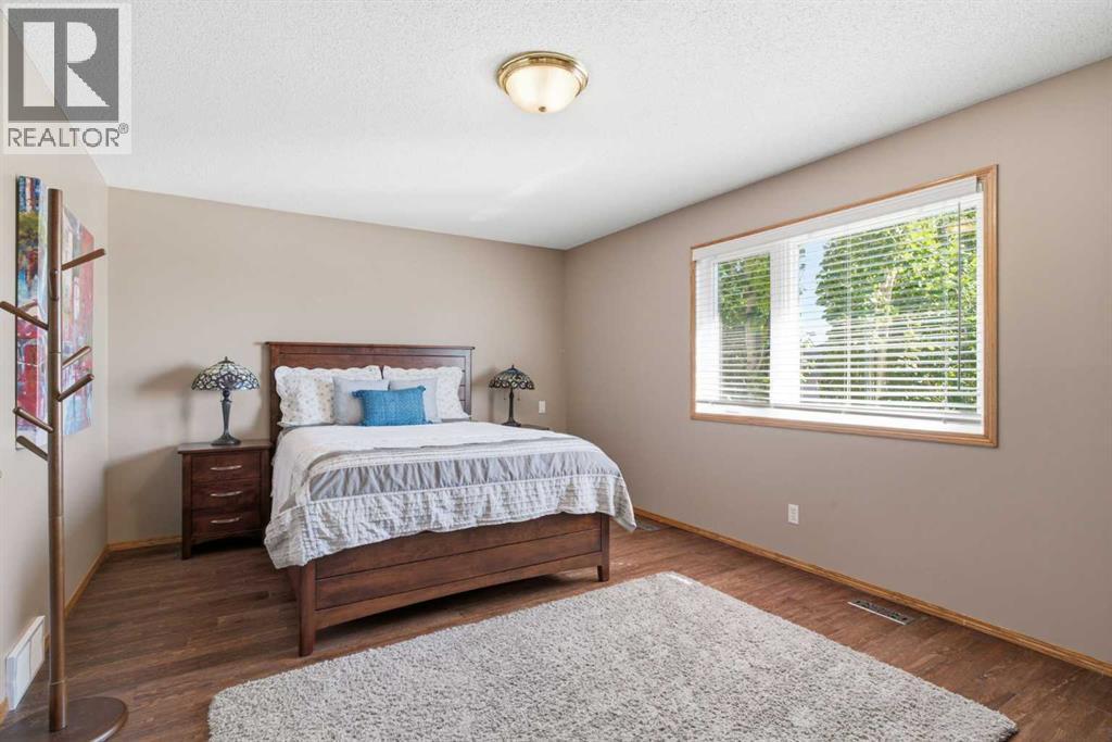 12 Edgeridge Green Nw, Calgary, Alberta  T3A 6A9 - Photo 26 - A2327402