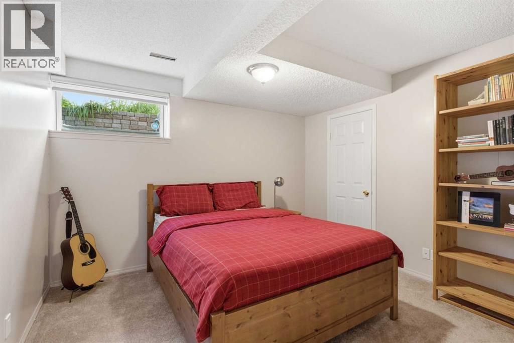 12 Edgeridge Green Nw, Calgary, Alberta  T3A 6A9 - Photo 42 - A2327402