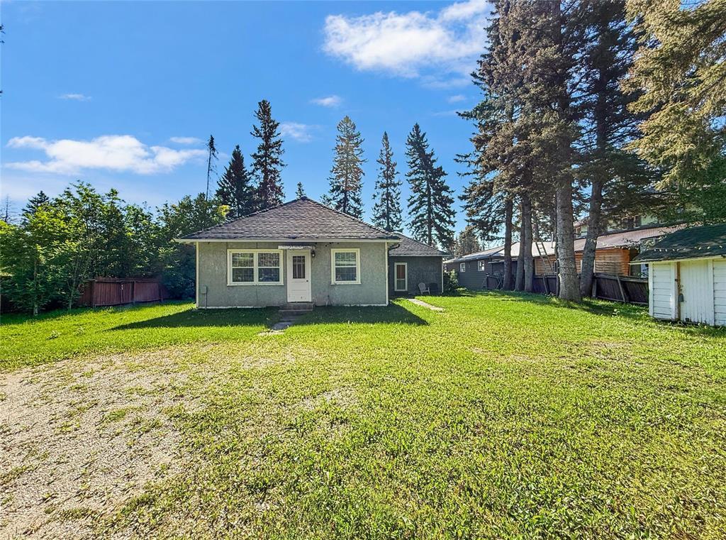 123 Wasagaming Drive, Clear Lake, Manitoba  R0J 1N0 - Photo 26 - 202616670