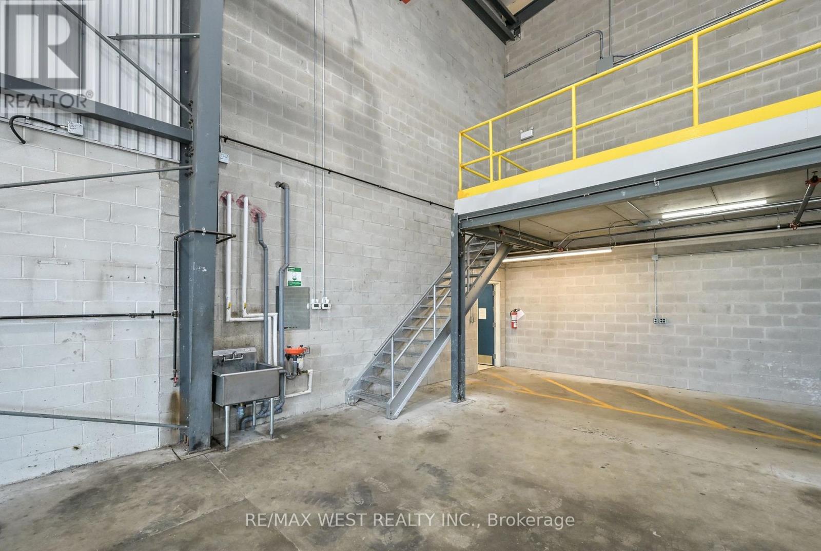 21 Bertram Industrial Parkway, Springwater, Ontario  L9X 1L1 - Photo 26 - S13150702