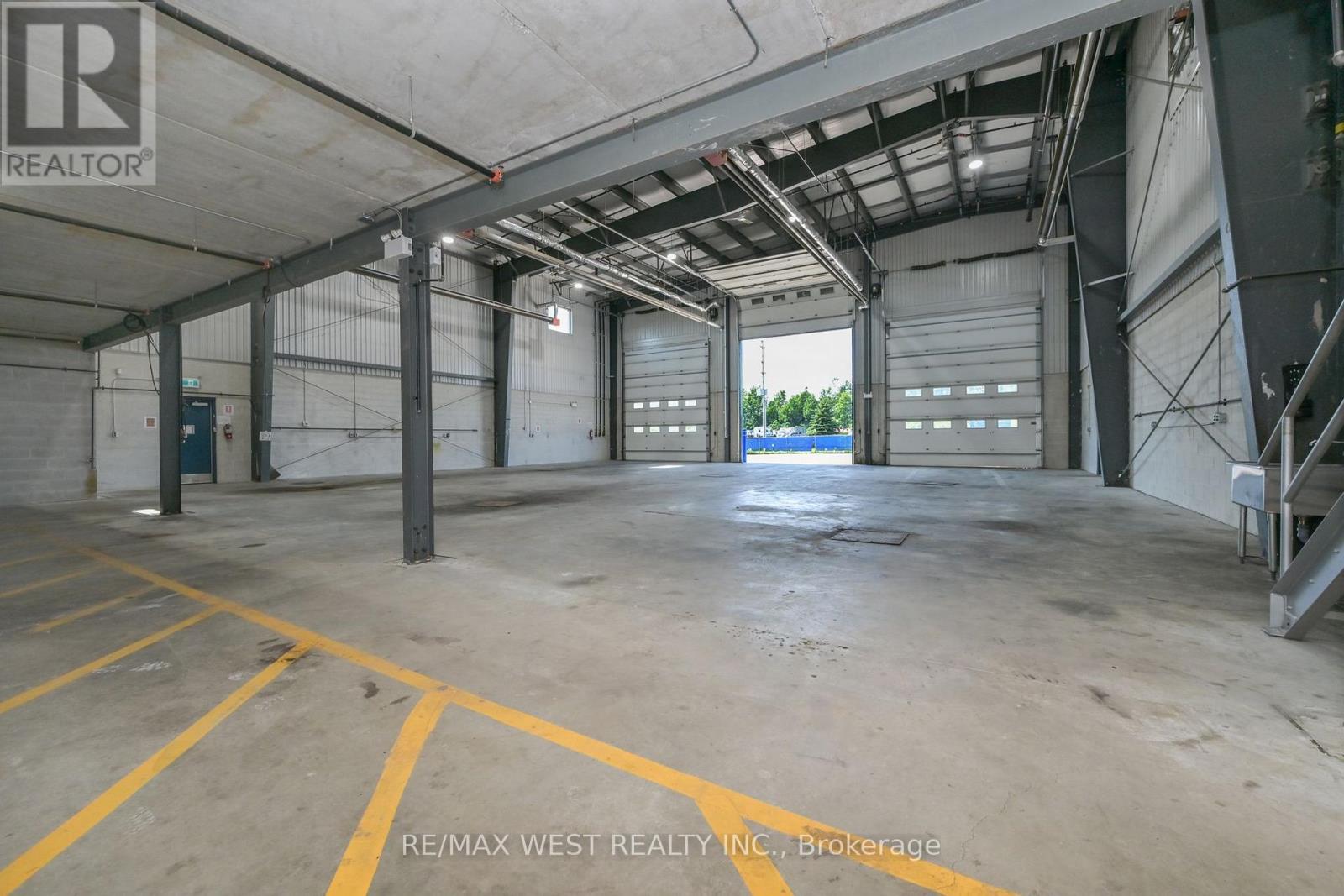 21 Bertram Industrial Parkway, Springwater, Ontario  L9X 1L1 - Photo 18 - S13150702