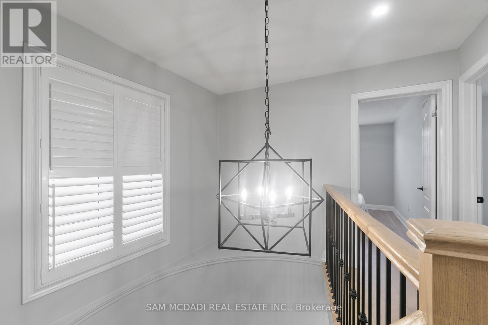 573 Settlers Road W, Oakville, Ontario  L6M 1N7 - Photo 13 - W13566326