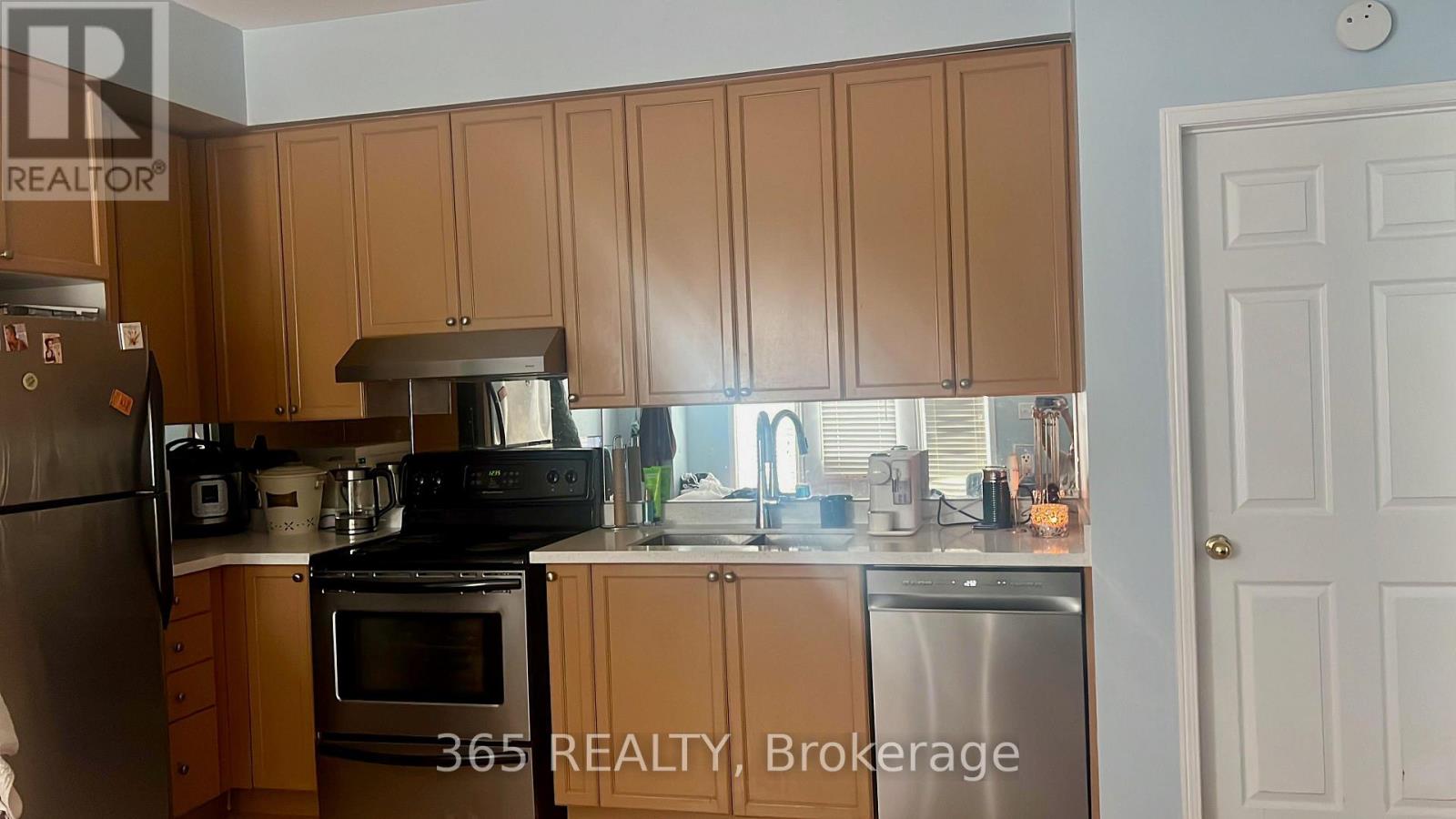 263 - 4975 Southampton Drive, Mississauga, Ontario  L5M 8E2 - Photo 3 - W13566386