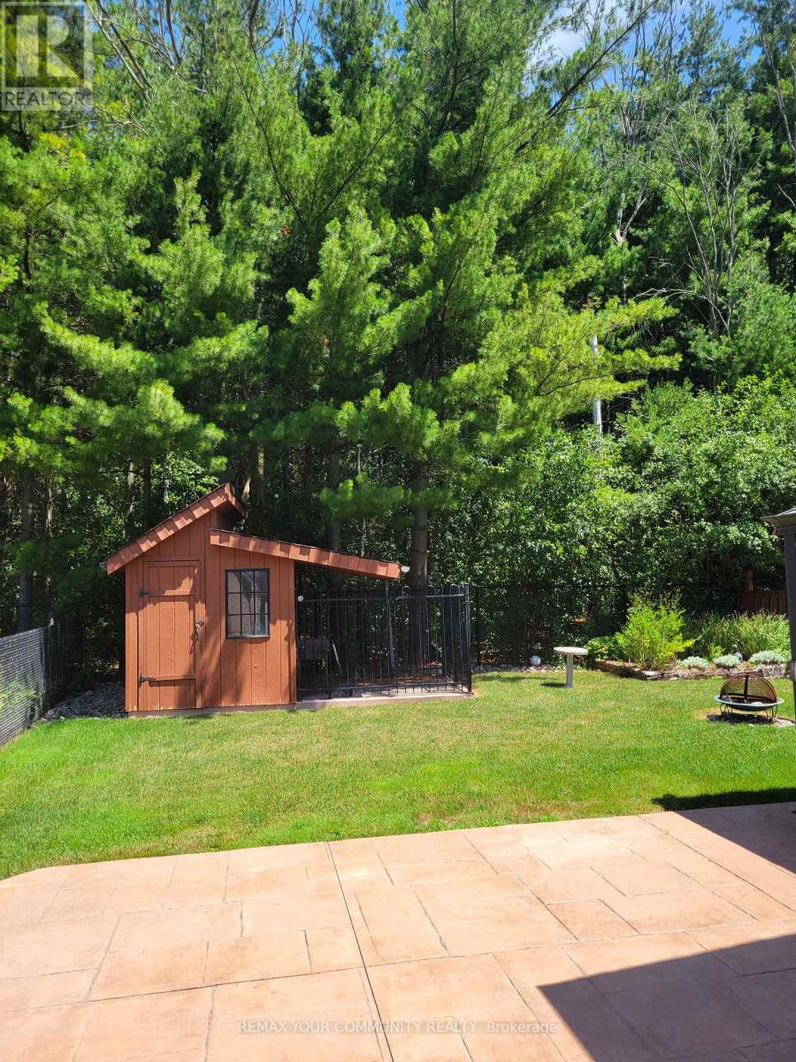 88 Castelli Court, Caledon, Ontario  L7E 2T8 - Photo 12 - W13566396