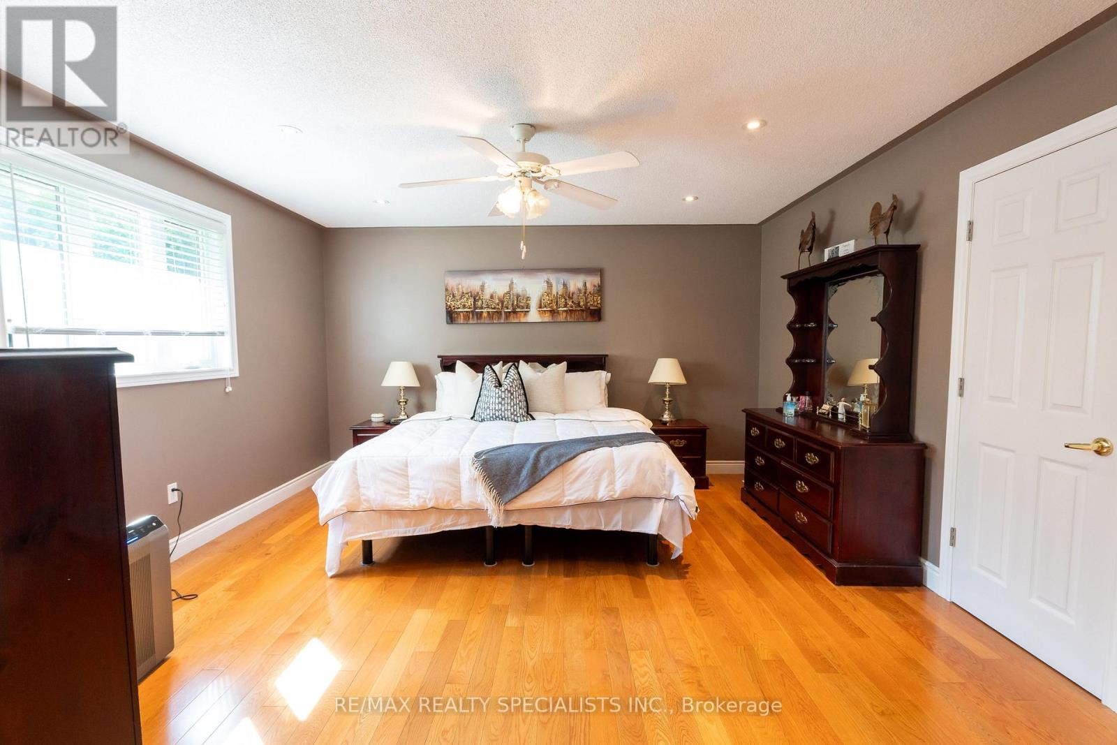 10642 Sixth Line, Halton Hills, Ontario  L7G 4S6 - Photo 10 - W13566400