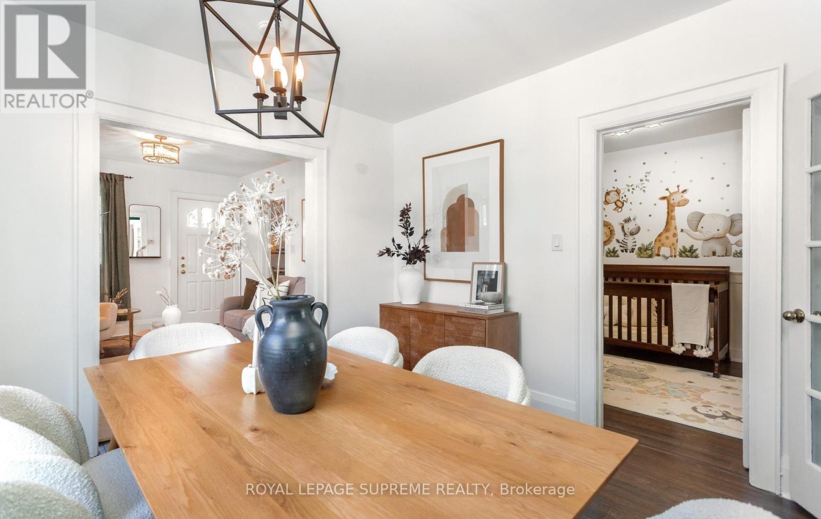 50 Brookside Avenue, Toronto, Ontario  M6S 4G7 - Photo 14 - W13566478