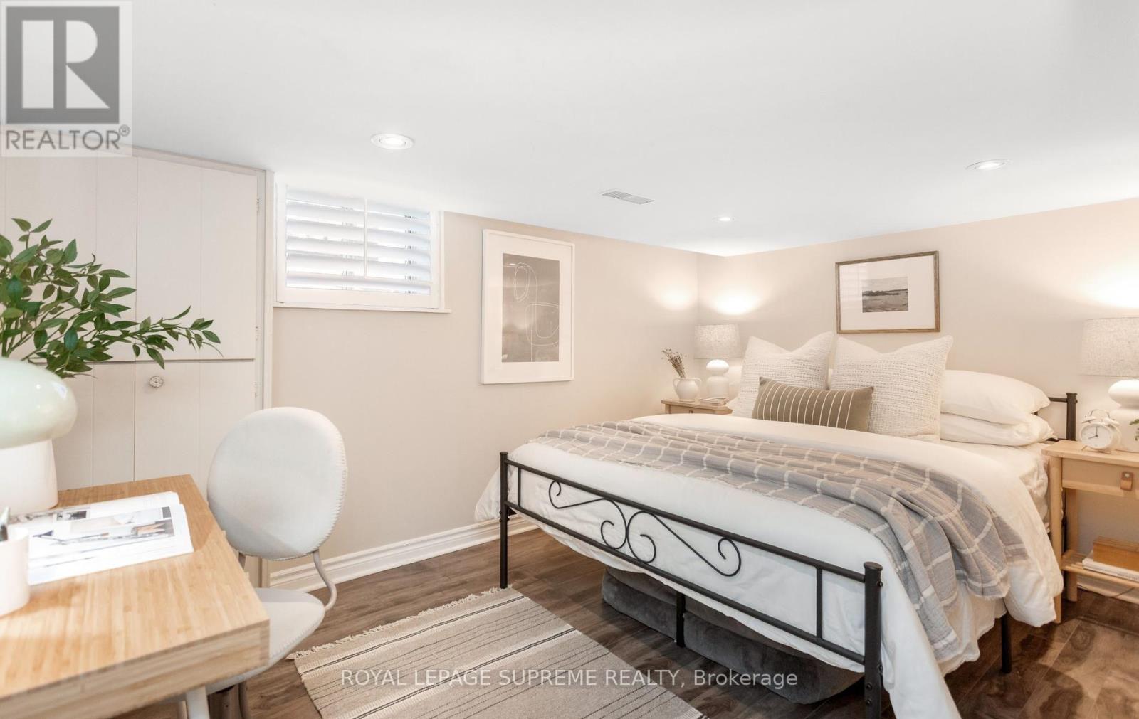 50 Brookside Avenue, Toronto, Ontario  M6S 4G7 - Photo 39 - W13566478