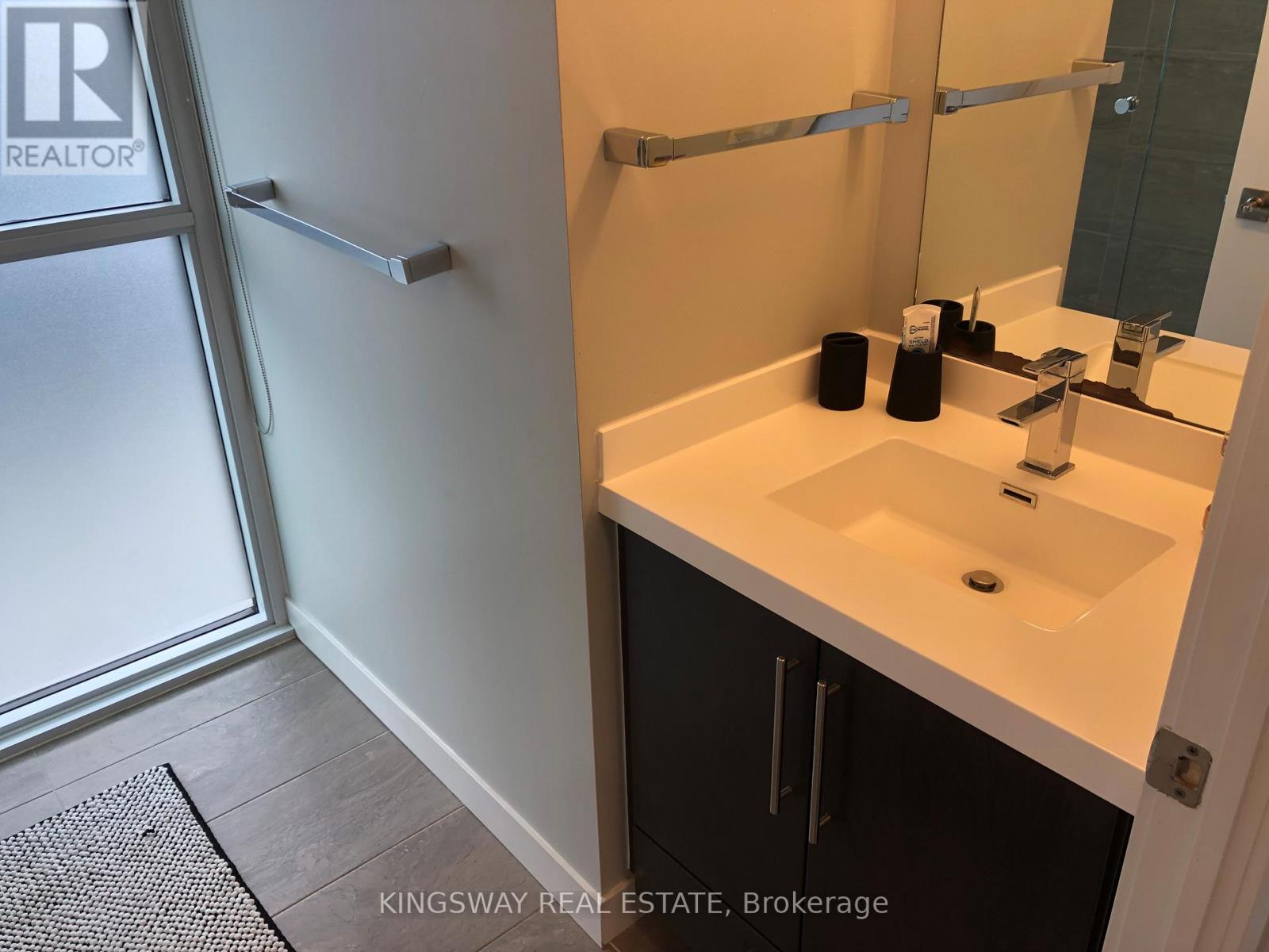 1808 - 2087 Fairview Street, Burlington, Ontario  L7R 0E5 - Photo 12 - W13566482