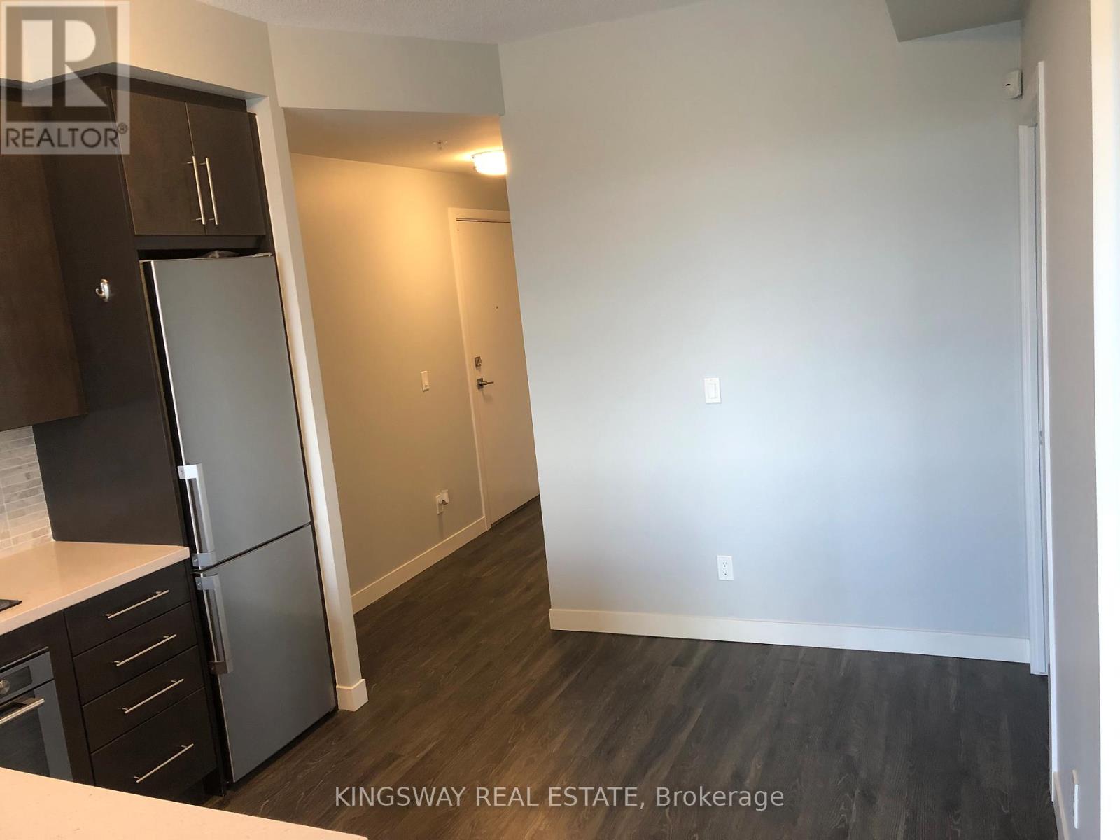 1808 - 2087 Fairview Street, Burlington, Ontario  L7R 0E5 - Photo 3 - W13566482