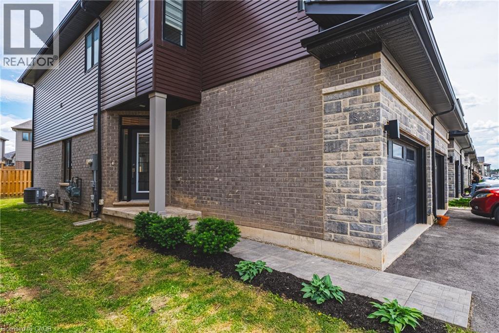 13 Bellhouse Avenue, Brantford, Ontario  N3T 0T9 - Photo 3 - 40844089