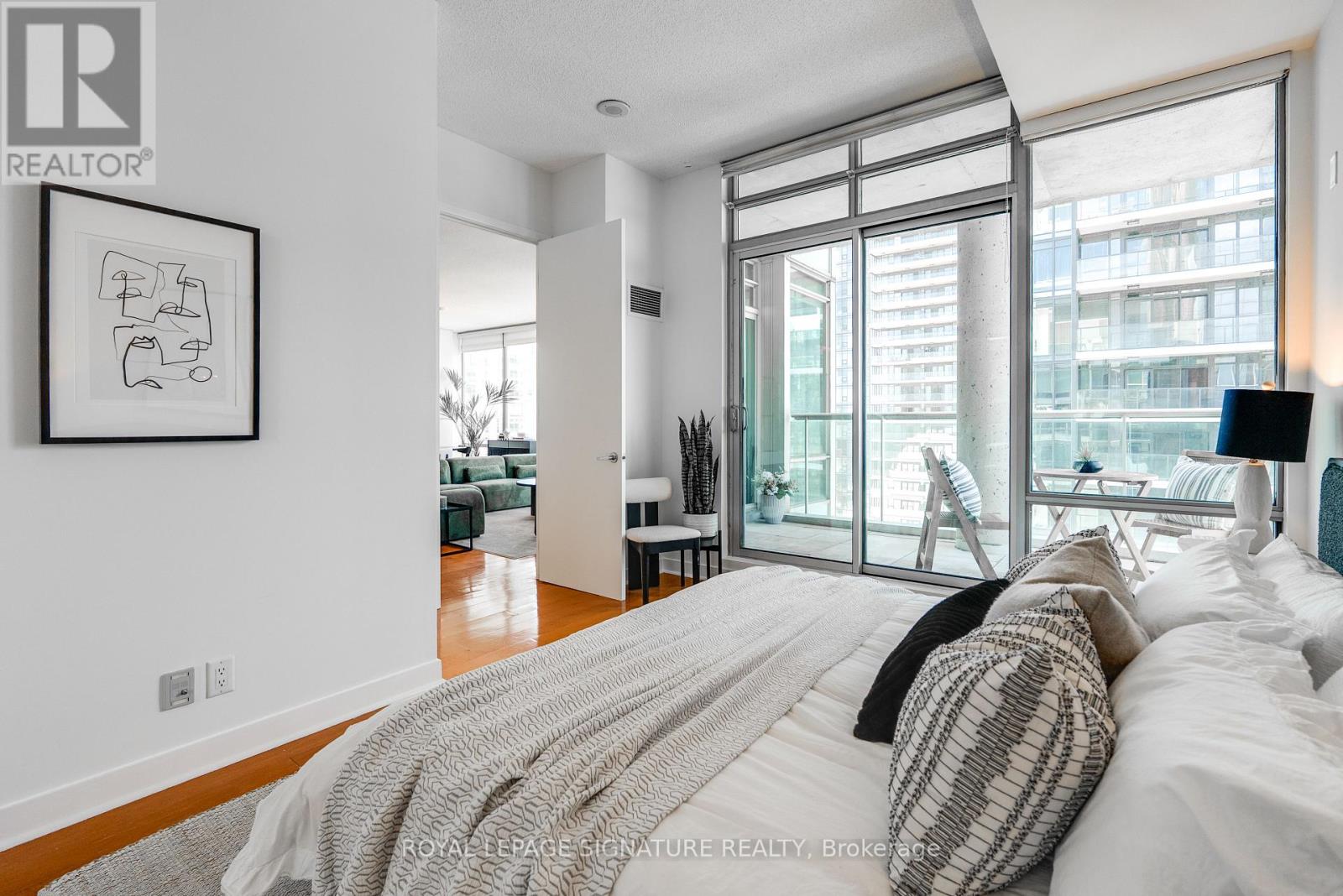 3803 - 81 Navy Wharf Court, Toronto, Ontario  M5V 3S2 - Photo 19 - C13062178