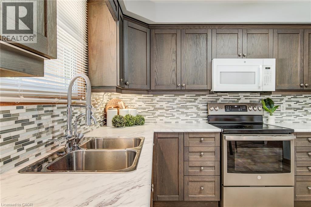606 Fern Road, Waterloo, Ontario  N2V 1G5 - Photo 19 - 40844012