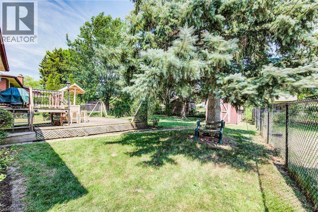 606 Fern Road, Waterloo, Ontario  N2V 1G5 - Photo 47 - 40844012