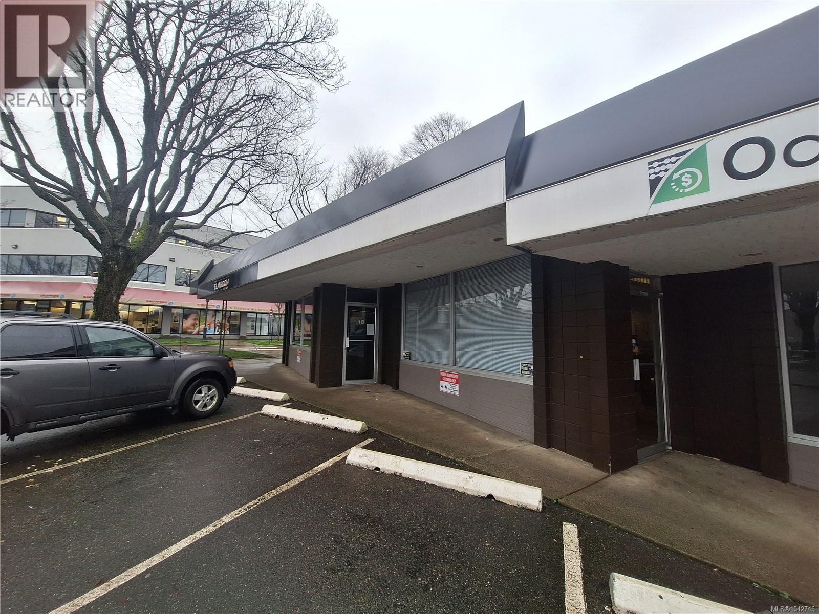 2 162 Harrison Ave