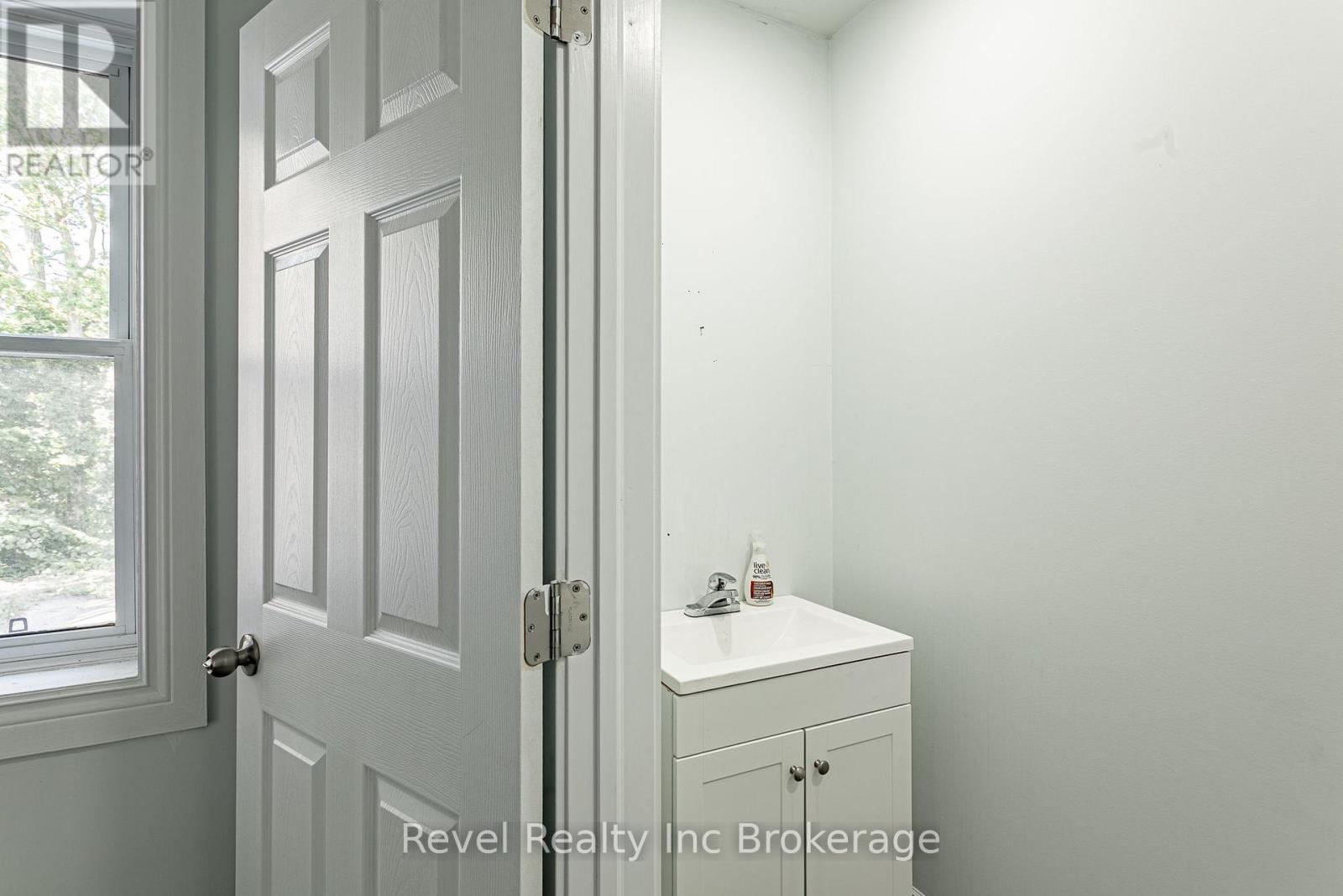 183 Thames Street S, Ingersoll, Ontario  N5C 2T6 - Photo 8 - X13566746