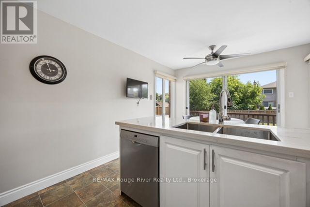 12 Jason Drive, Whitby (Pringle Creek), Ontario L1R 1M1 - Photo 16 - E13566662