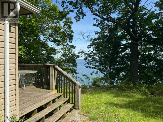 2458 Howe Island Drive, Frontenac Islands (Howe Island), Ontario  K7G 2V6 - Photo 2 - X13566536