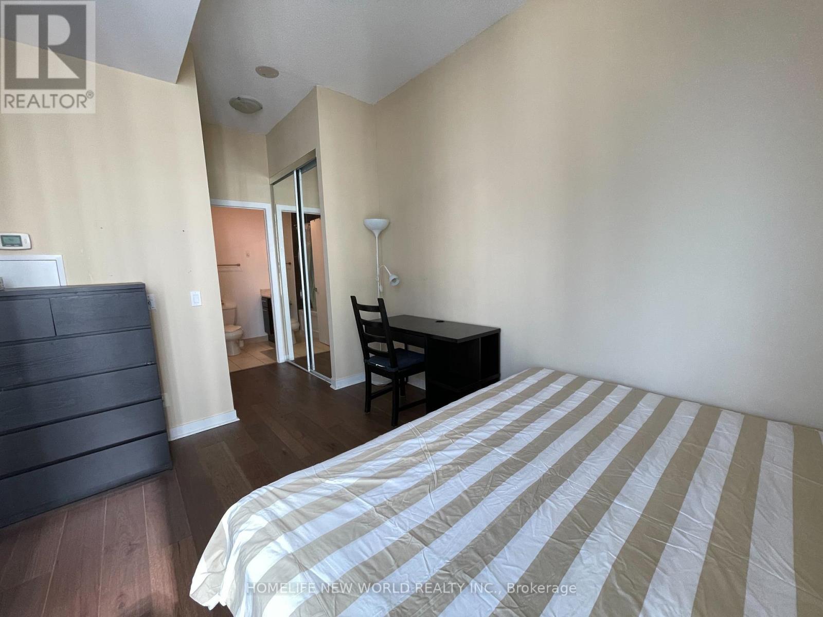 2606 - 770 Bay Street, Toronto, Ontario  M5G 0A6 - Photo 4 - C13566538