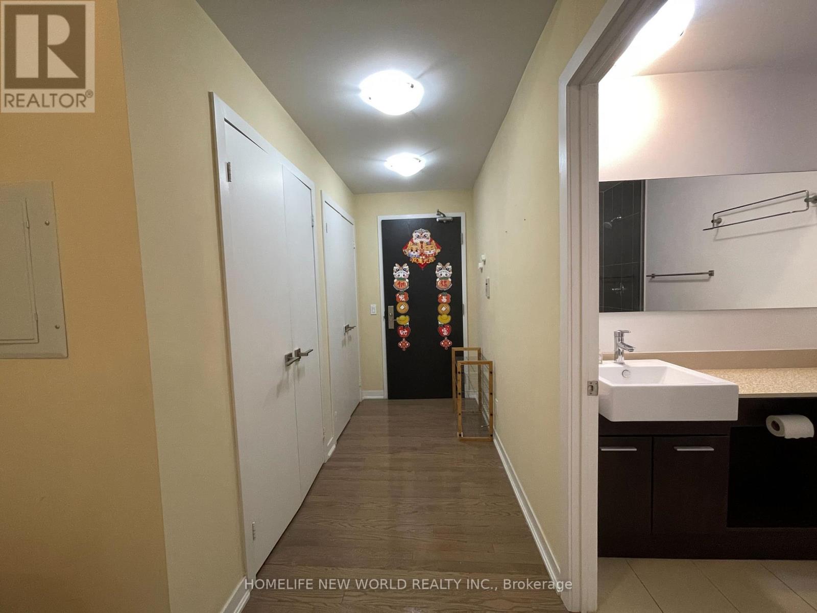 2606 - 770 Bay Street, Toronto, Ontario  M5G 0A6 - Photo 9 - C13566538