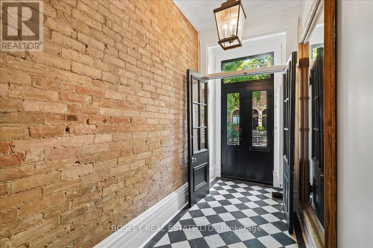 499 Ontario Street, Toronto, Ontario  M4X 1M7 - Photo 3 - C13566570