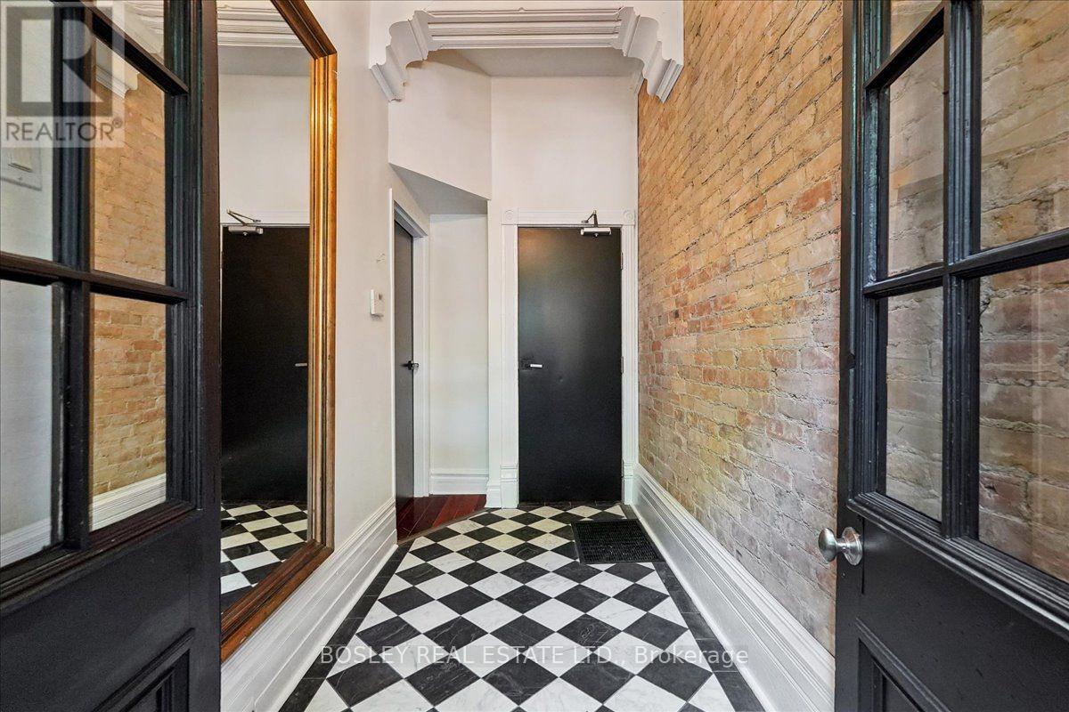 499 Ontario Street, Toronto, Ontario  M4X 1M7 - Photo 4 - C13566570