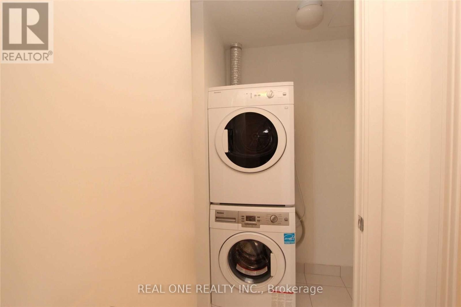 717 - 57 St Joseph Street, Toronto, Ontario  M5S 0C5 - Photo 10 - C13566578
