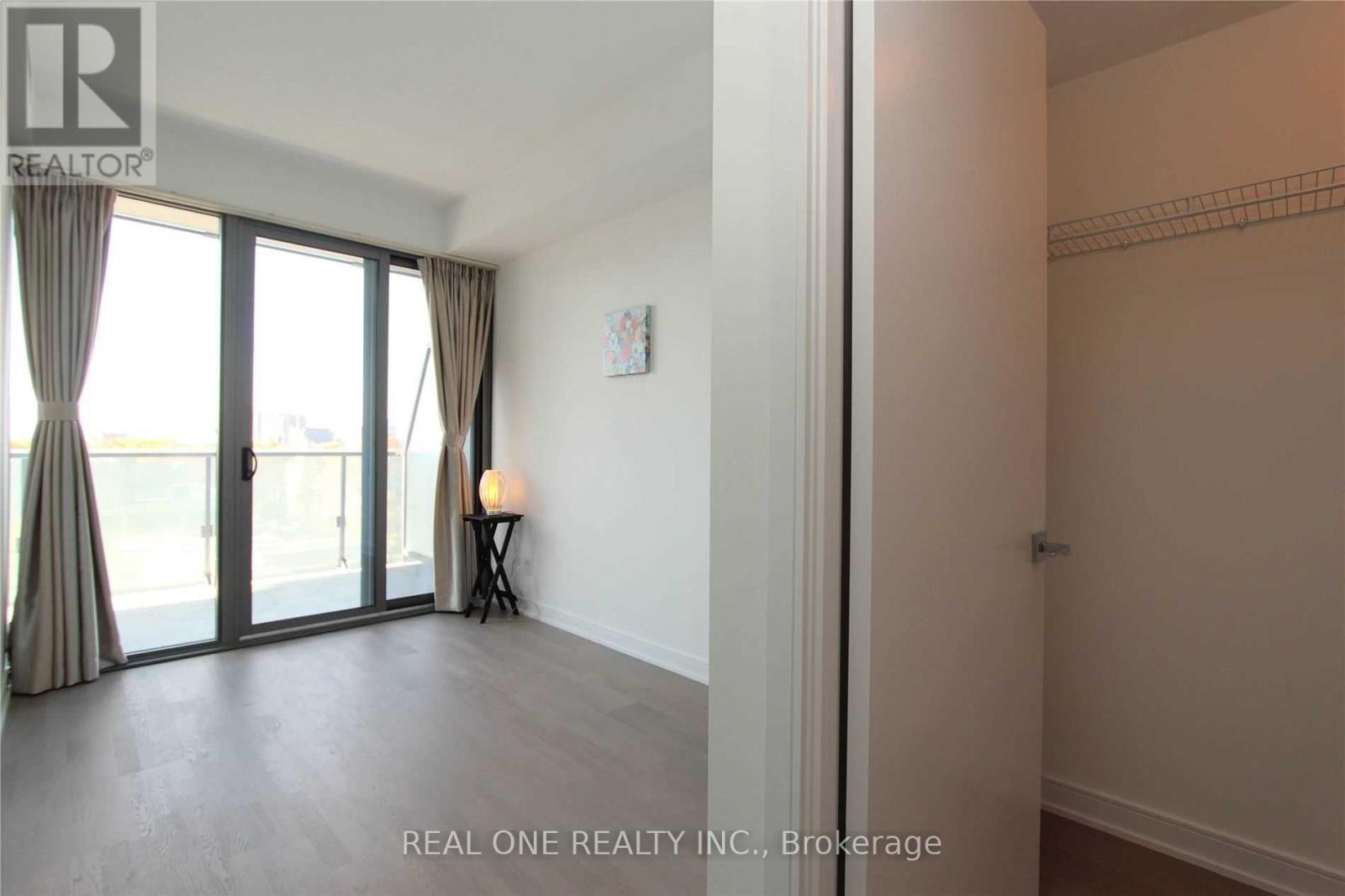 717 - 57 St Joseph Street, Toronto, Ontario  M5S 0C5 - Photo 5 - C13566578