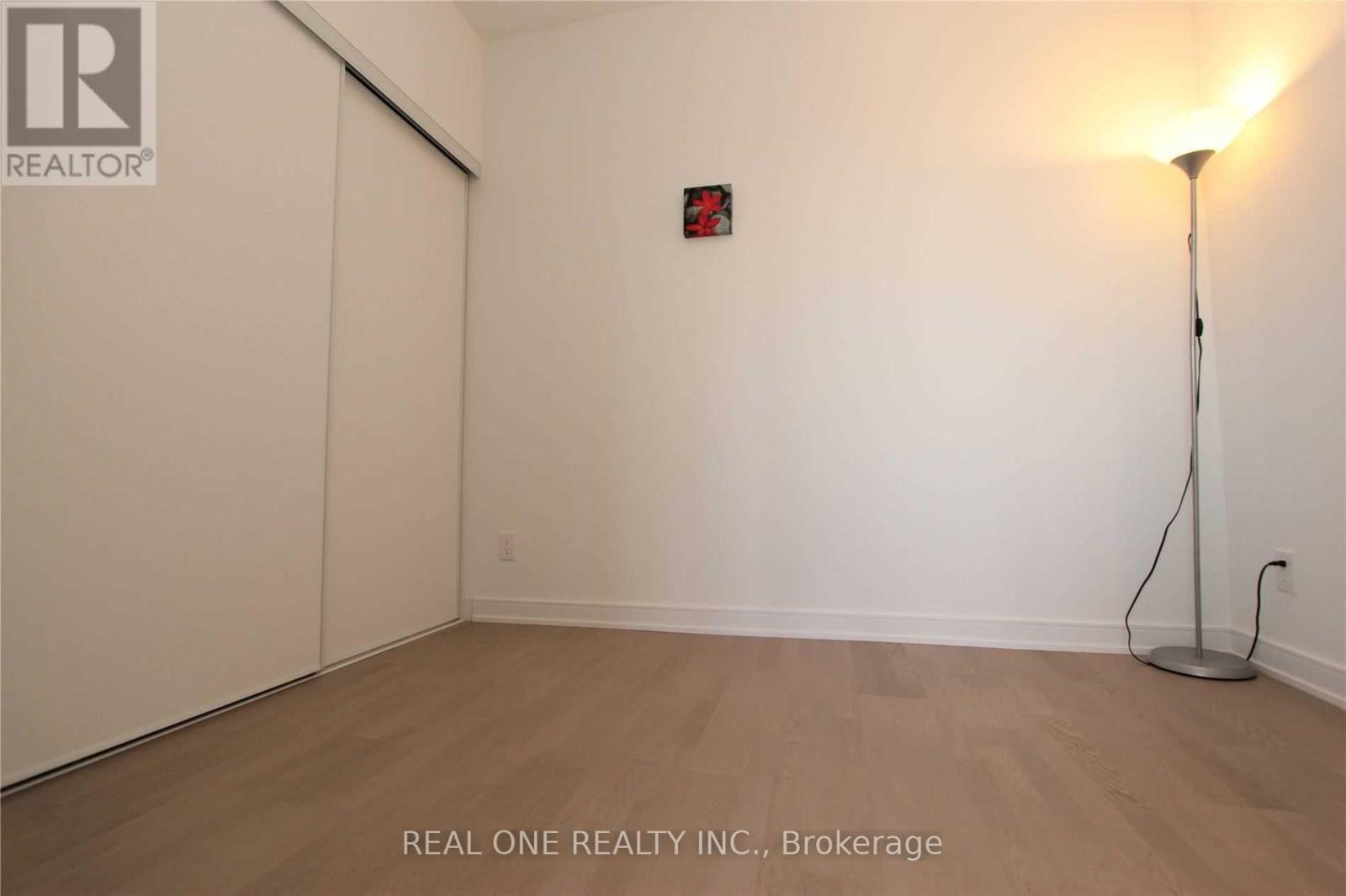 717 - 57 St Joseph Street, Toronto, Ontario  M5S 0C5 - Photo 7 - C13566578