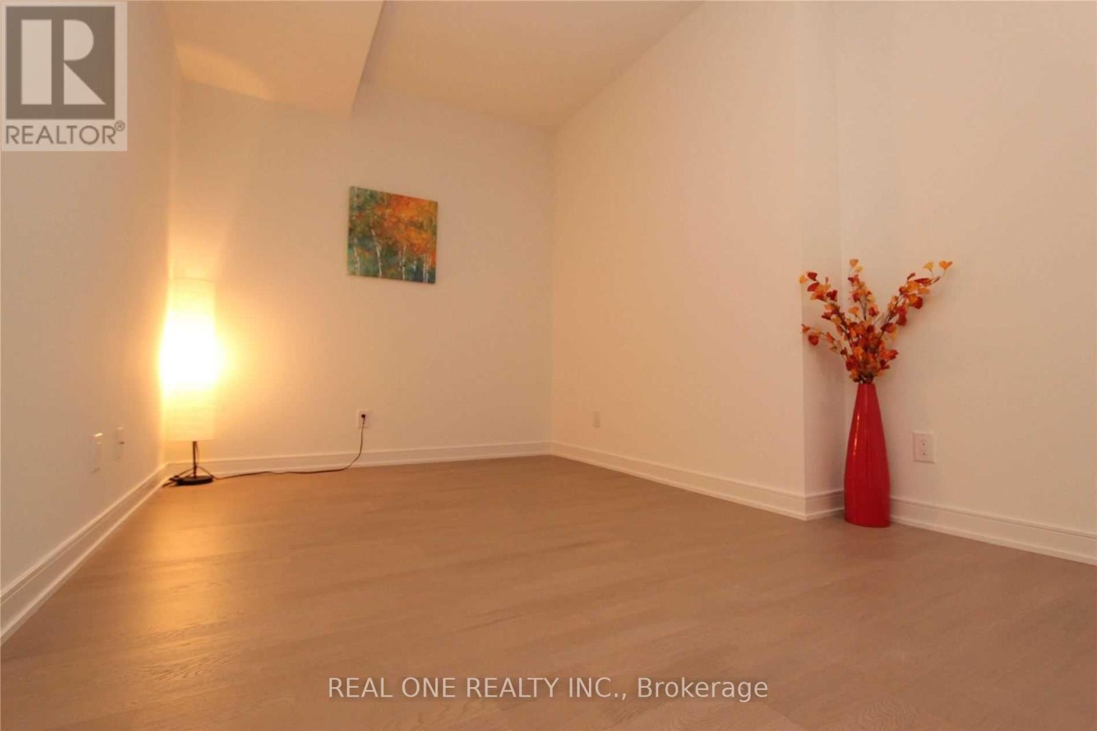 717 - 57 St Joseph Street, Toronto, Ontario  M5S 0C5 - Photo 8 - C13566578