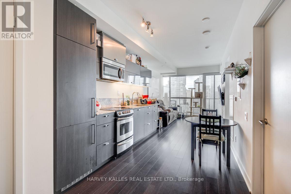 2706 - 290 Adelaide Street W, Toronto, Ontario  M5V 1P6 - Photo 6 - C13566642