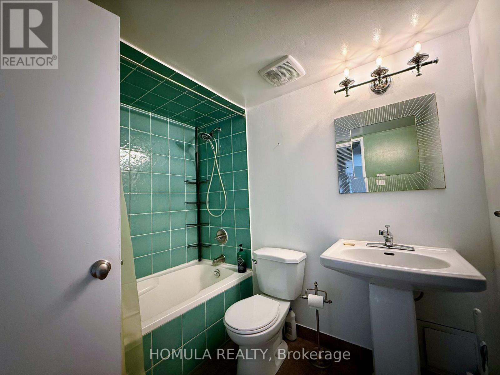 303 - 250 Jarvis Street, Toronto, Ontario  M5B 2L2 - Photo 11 - C13566672