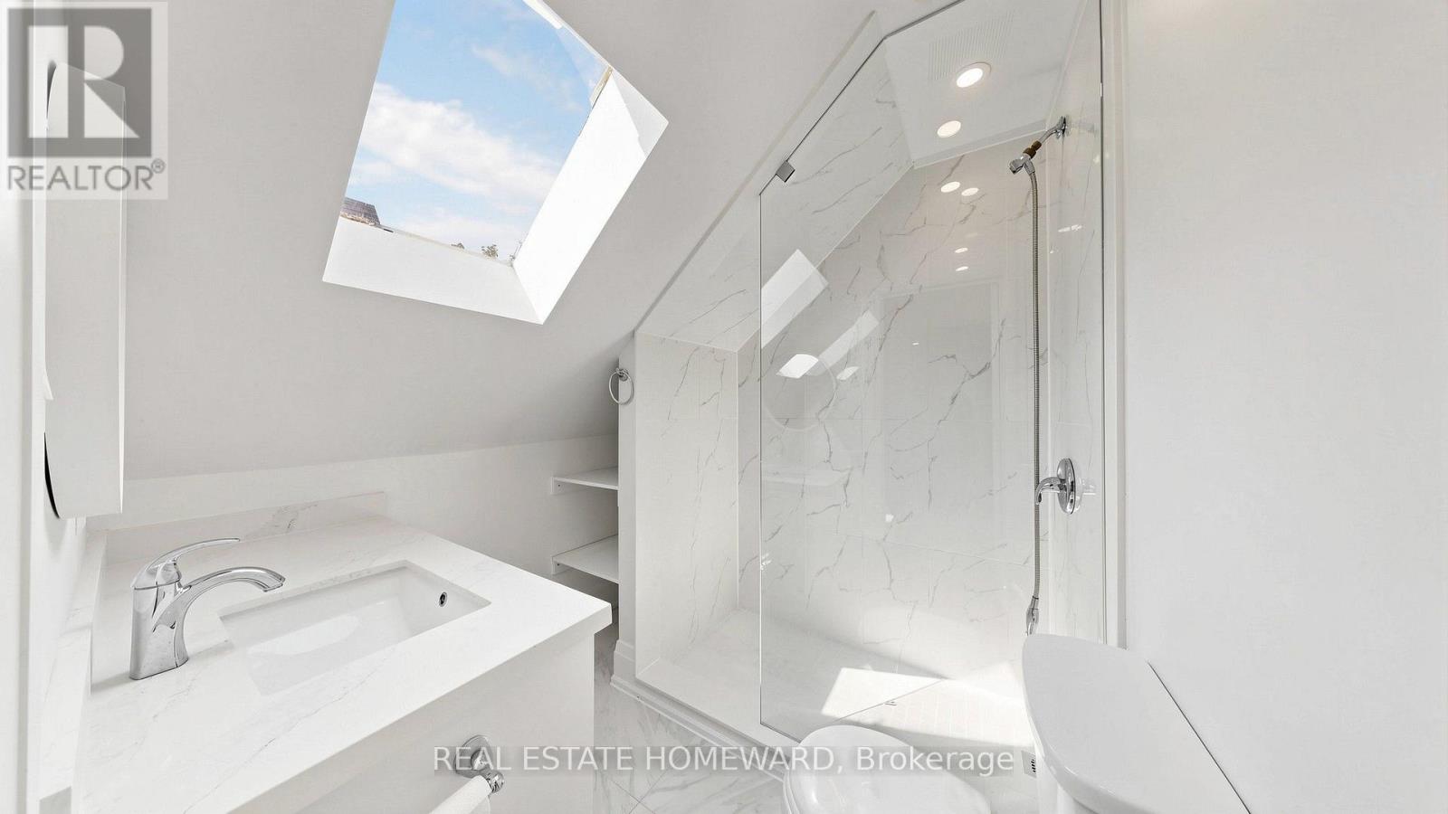 3 - 124 Kendal Avenue, Toronto, Ontario  M5R 1L9 - Photo 14 - C13566704