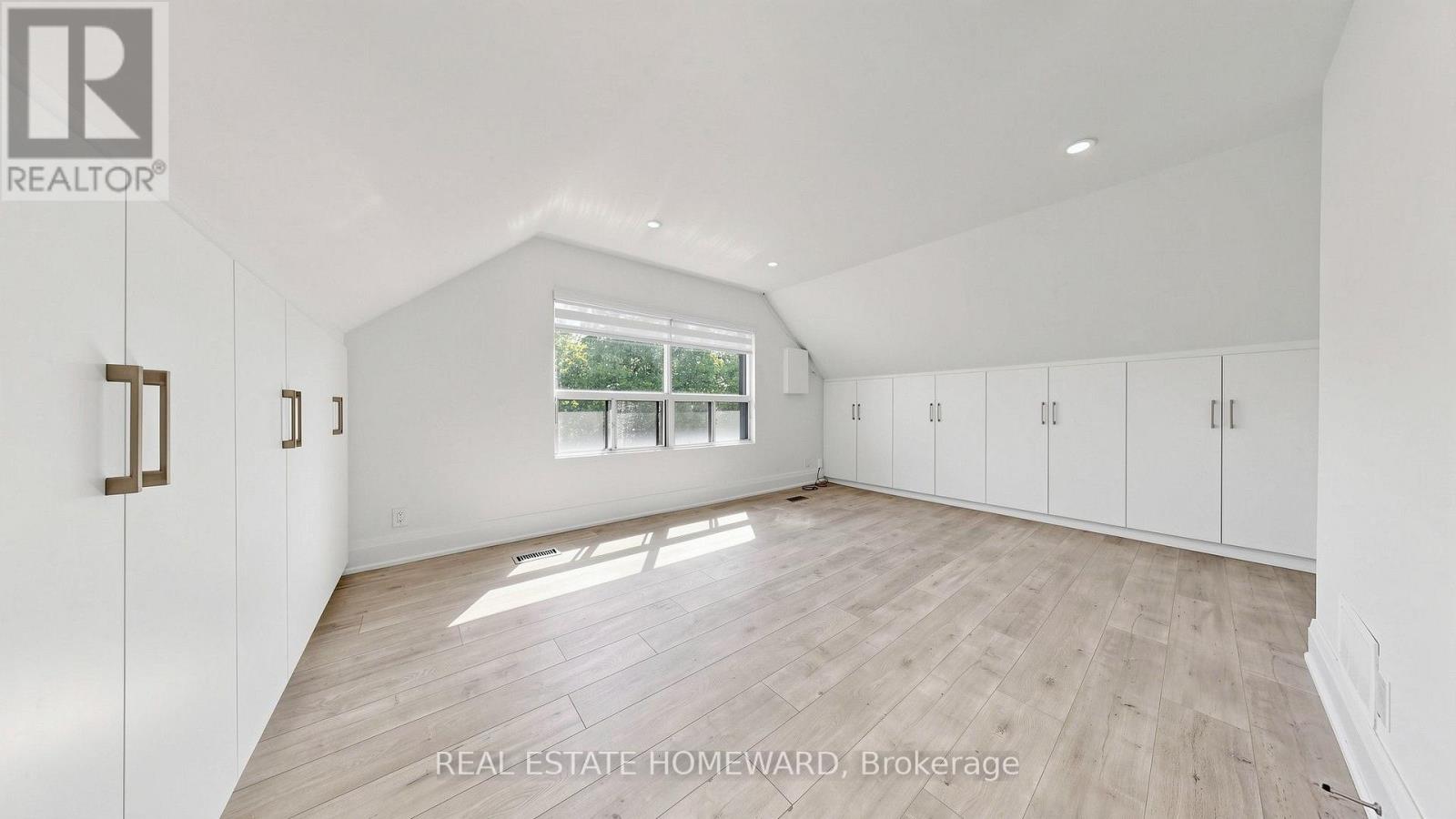 3 - 124 Kendal Avenue, Toronto, Ontario  M5R 1L9 - Photo 8 - C13566704