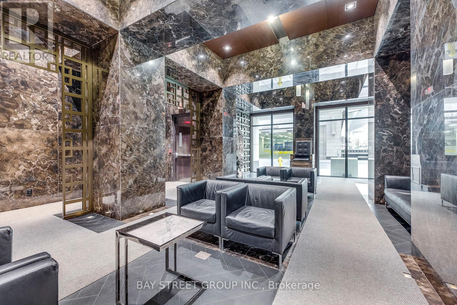 1515 - 70 Temperance Street, Toronto, Ontario  M5H 4E8 - Photo 3 - C13566710