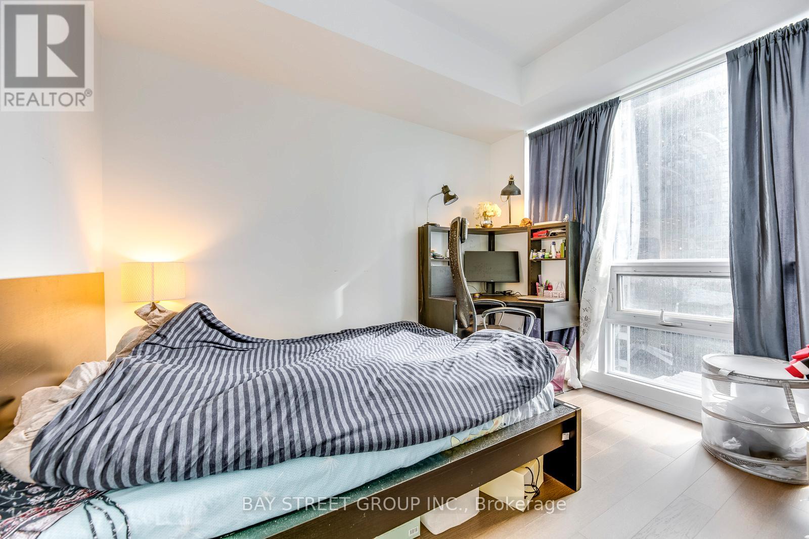 1515 - 70 Temperance Street, Toronto, Ontario  M5H 4E8 - Photo 9 - C13566710