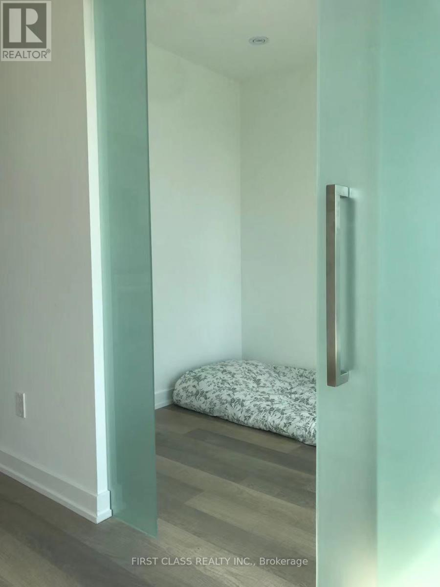 805 - 181 Huron Street, Toronto, Ontario  M5T 0C1 - Photo 9 - C13566748