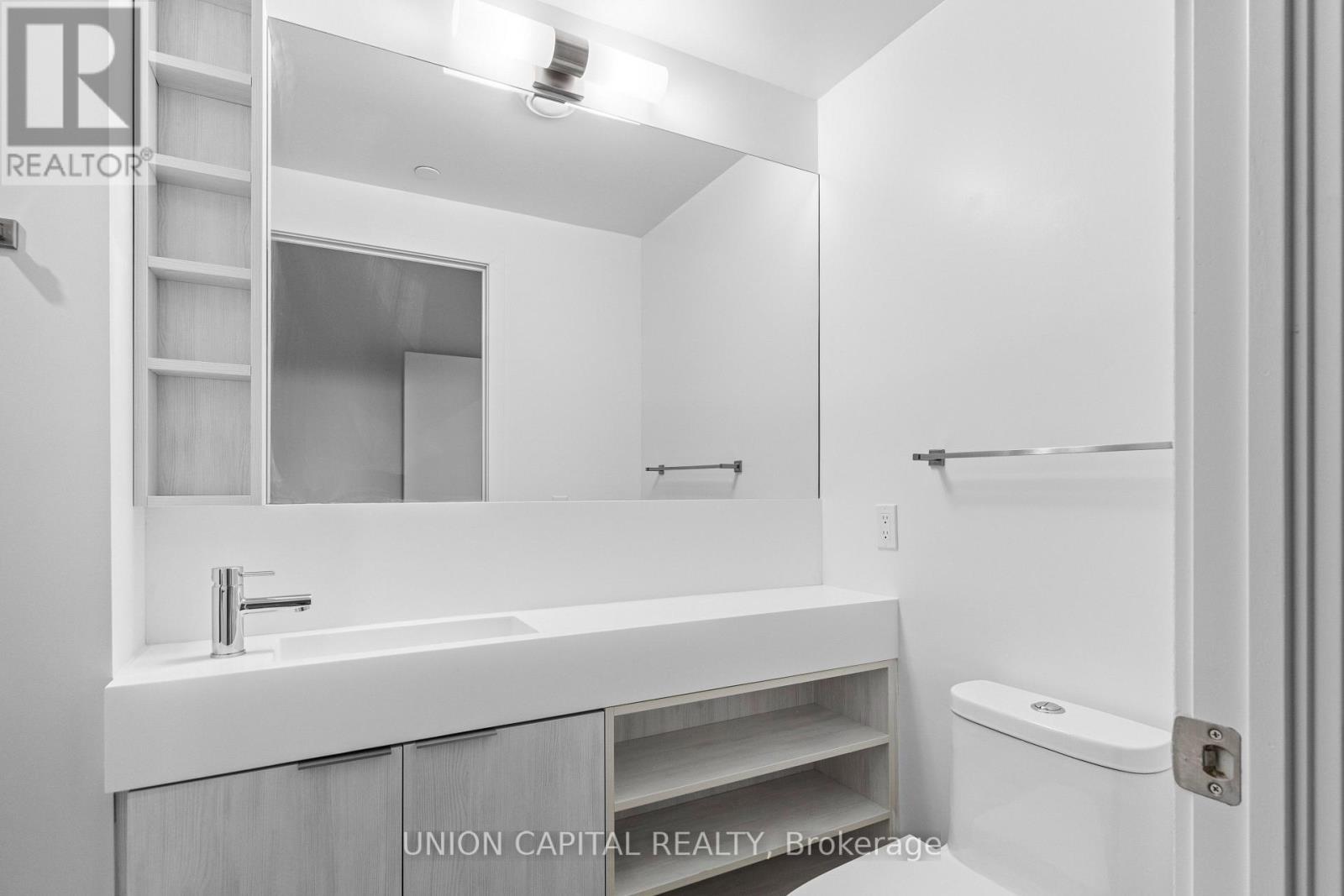 1007 - 8 Wellesley Street W, Toronto, Ontario M4Y 0J5 - Photo 17 - C13566806