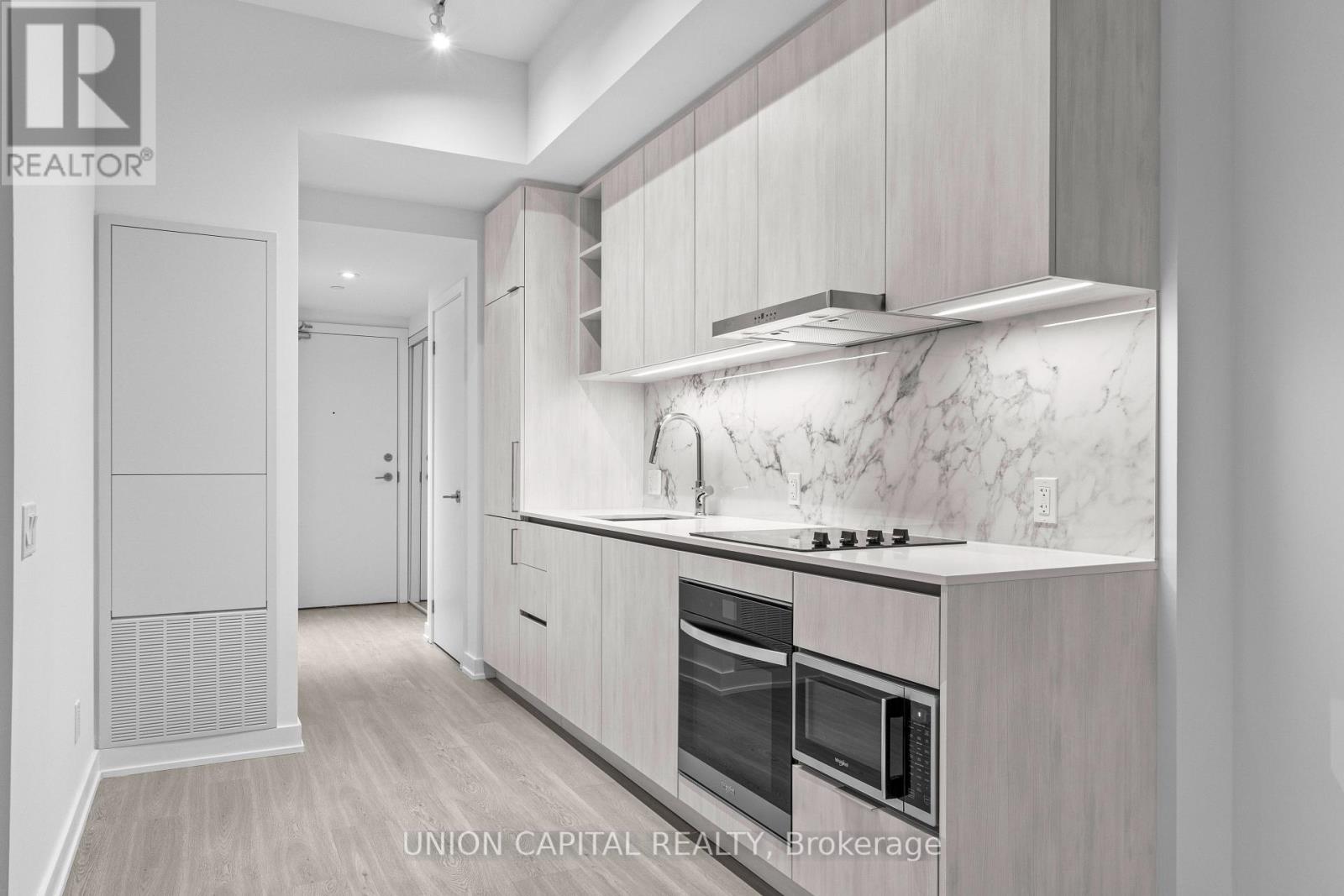 1007 - 8 Wellesley Street W, Toronto, Ontario M4Y 0J5 - Photo 6 - C13566806