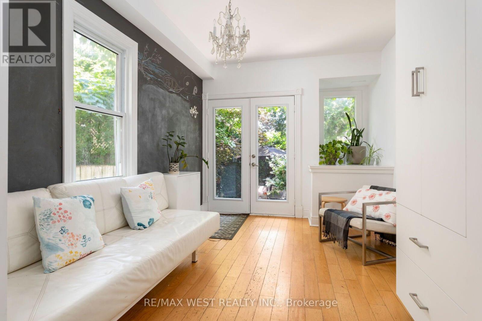 39 Shirley Street, Toronto, Ontario  M6K 1S8 - Photo 19 - C13566856