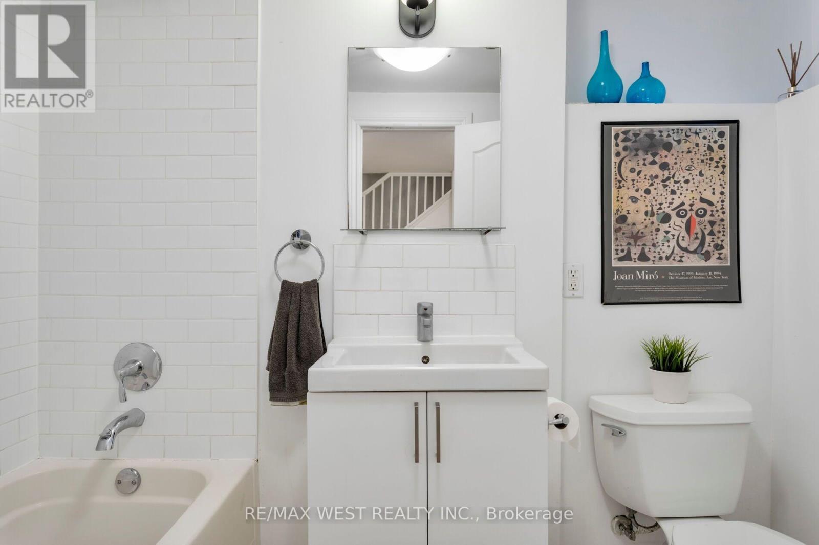39 Shirley Street, Toronto, Ontario  M6K 1S8 - Photo 47 - C13566856