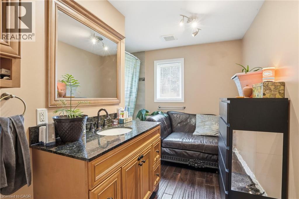 25 Saveryn Road, Hamilton, Ontario  L9B 1N4 - Photo 39 - 40848302