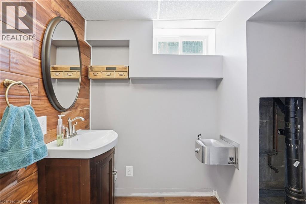 25 Saveryn Road, Hamilton, Ontario  L9B 1N4 - Photo 30 - 40848302