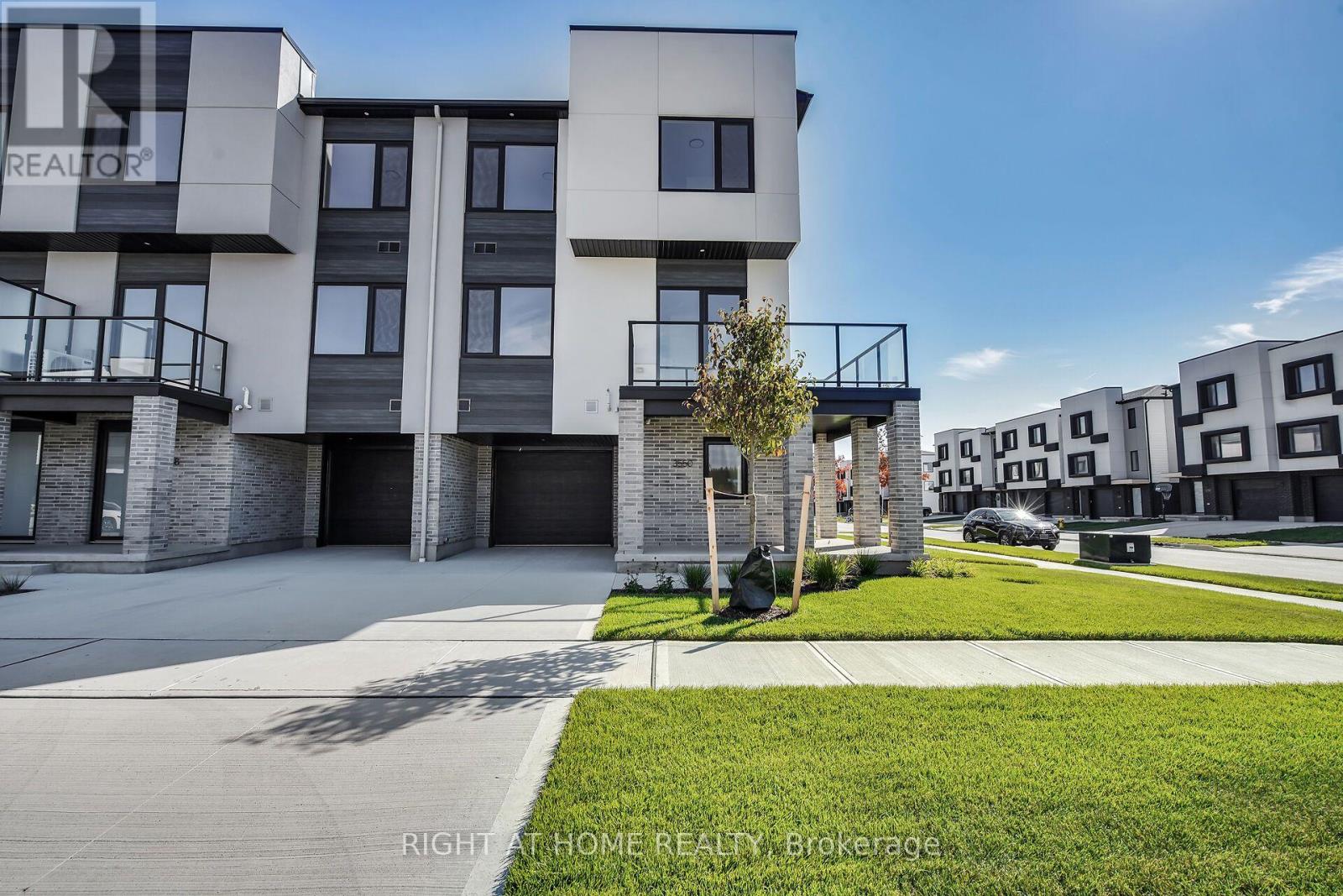 3550 Emily Carr Lane, London South, Ontario  N6L 0H8 - Photo 1 - X13566588
